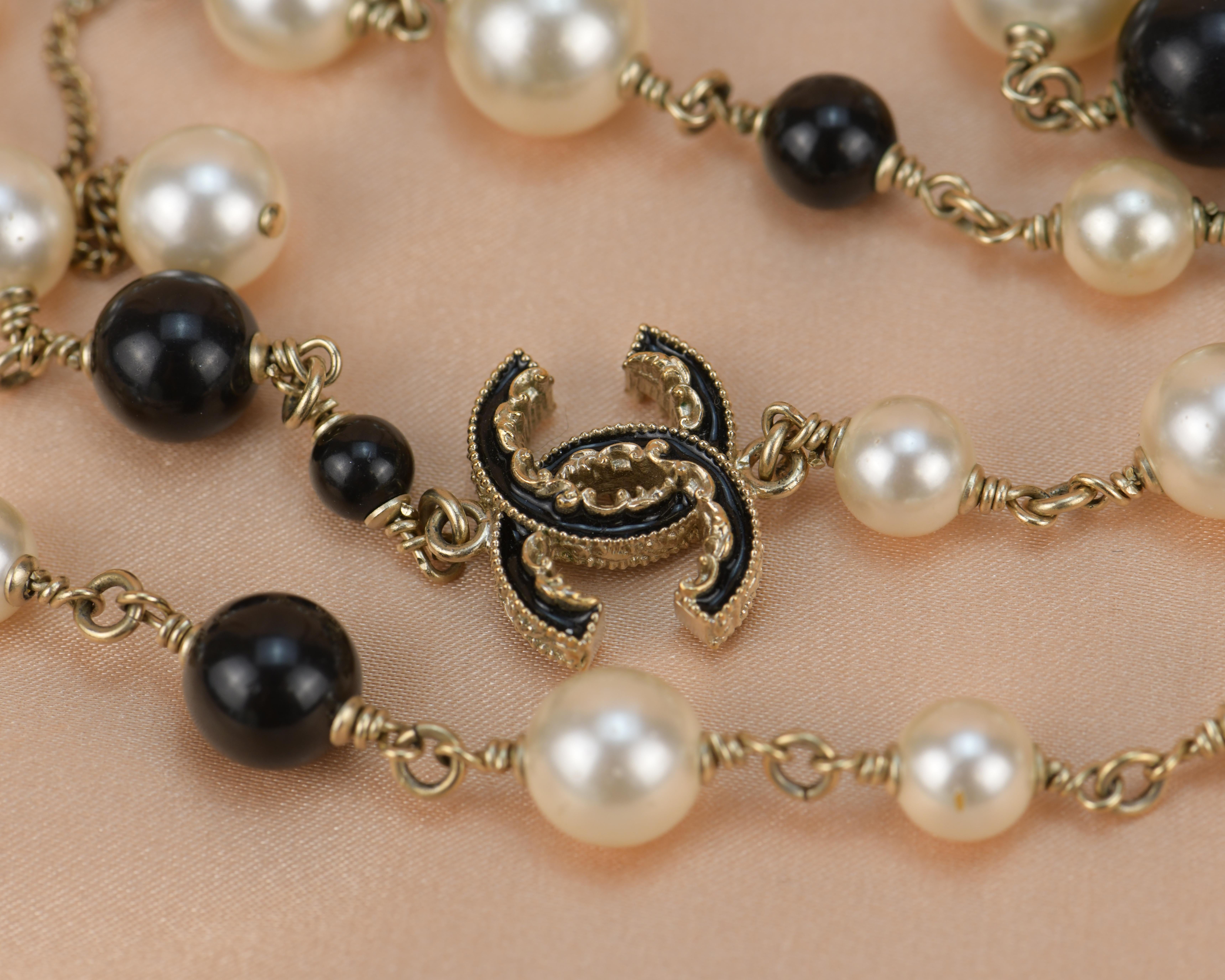 CHANEL 2013 Pearl & Black Beads CC Baroque Sautoir Necklace 1