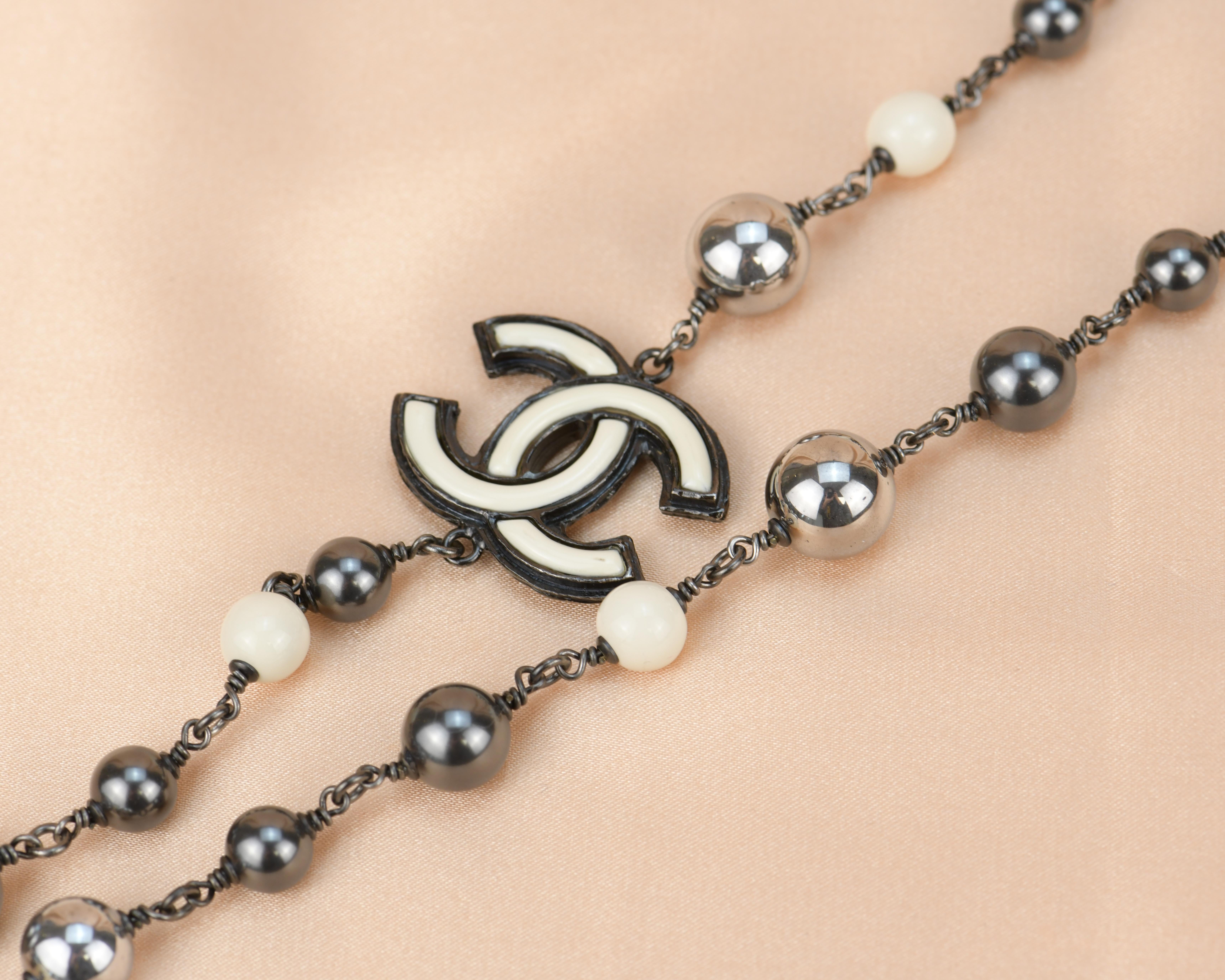 Chanel 2013 Pearl White and Black Beads CC Sautoir Necklace 8