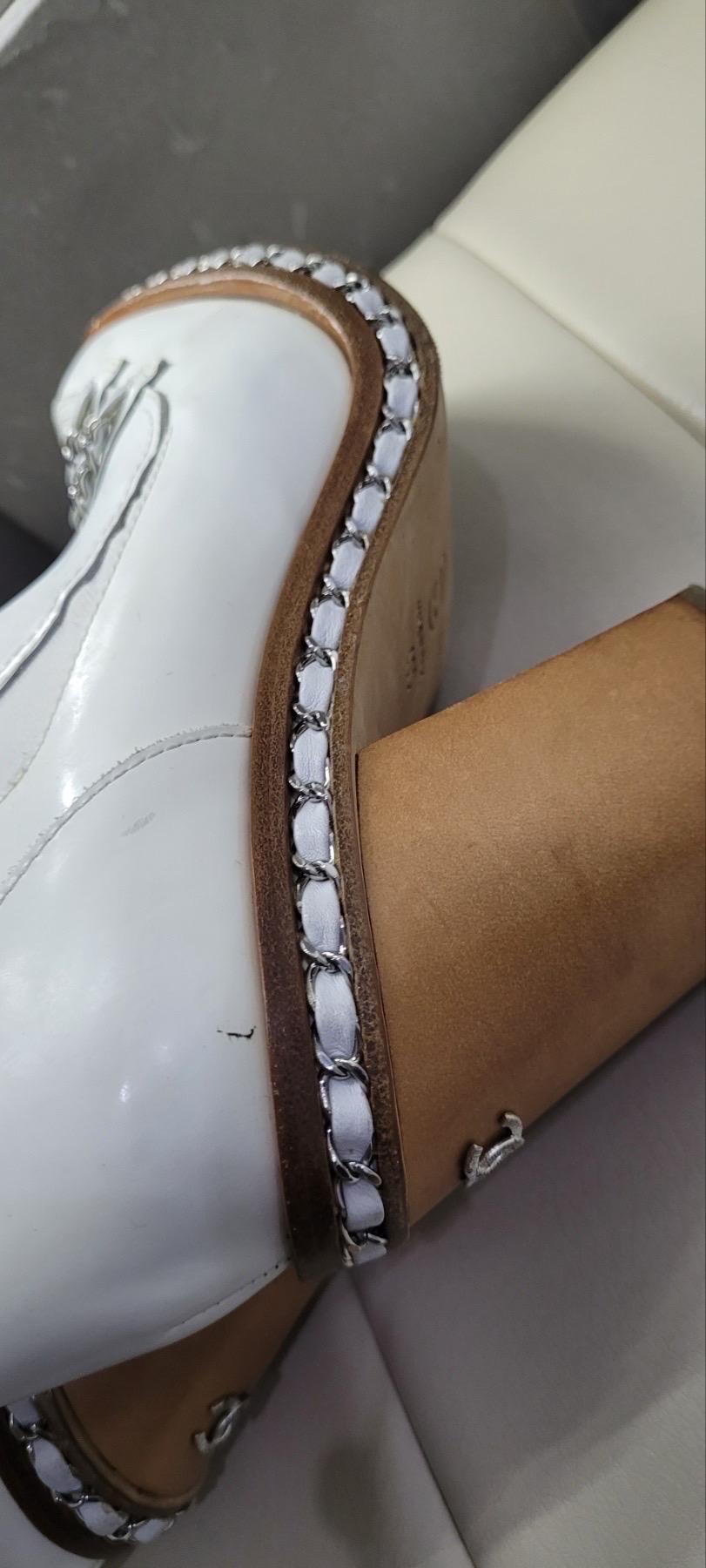 Chanel 2013 White Patent Leather Chain Obsession Heeled Calf Boots 7