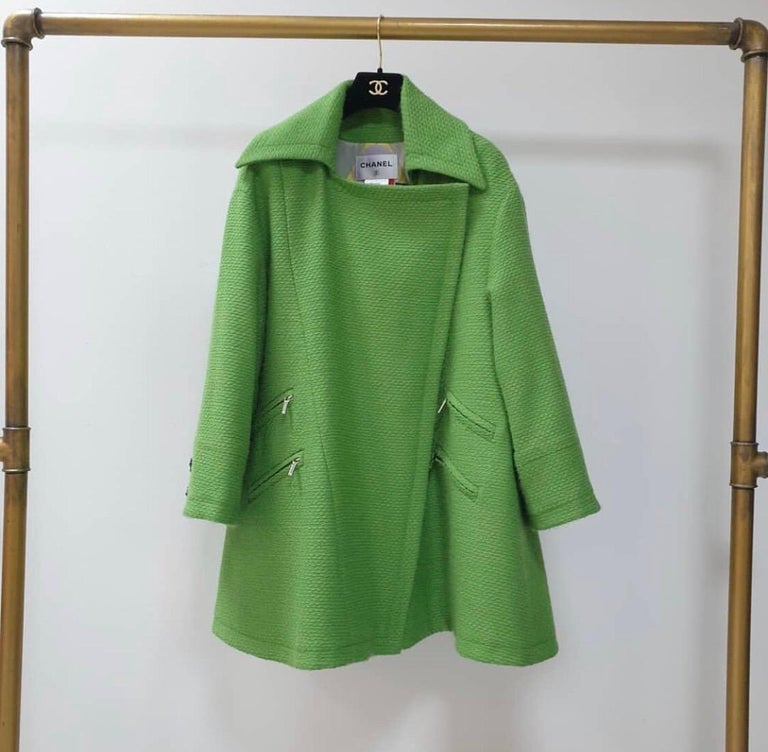Chanel 2014-2015 Oversize Apple Green Wool Coat For Sale at 1stDibs ...