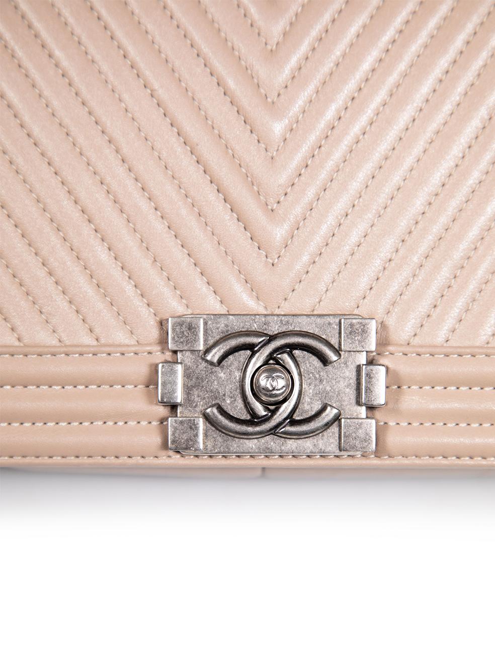 Chanel 2014 Beige Lambskin Medium Chevron Boy Bag Ruthenium Hardware For Sale 3