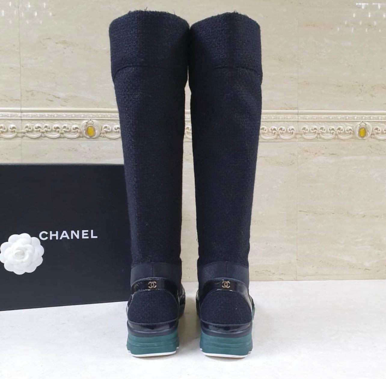 Chanel 2014 Black Tweed Knee High Sneaker Boots Size 38 In Good Condition In Krakow, PL