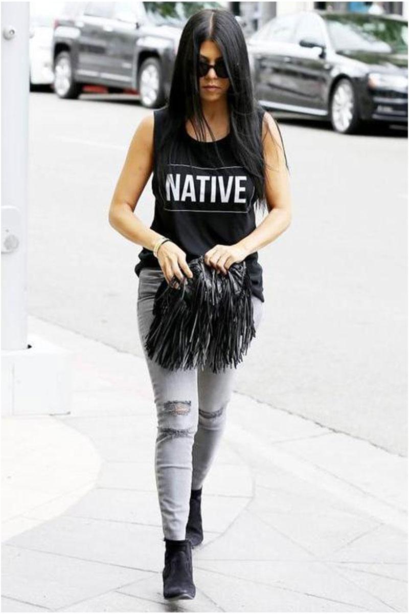 Chanel 2014 Dallas Drawstring Bucket Quilted Rare Fringe Lambskin Leather Bag For Sale 2