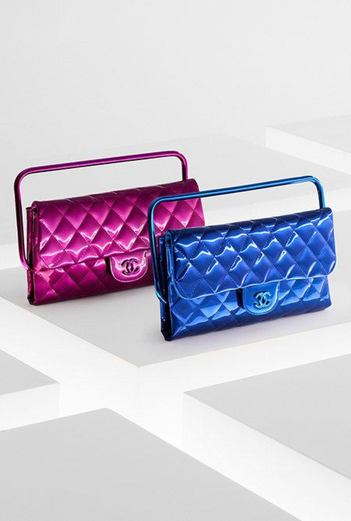 Chanel 2014 Electric Blue Patent Leather Quilted Retractable Frame Clutch Bag For Sale 7