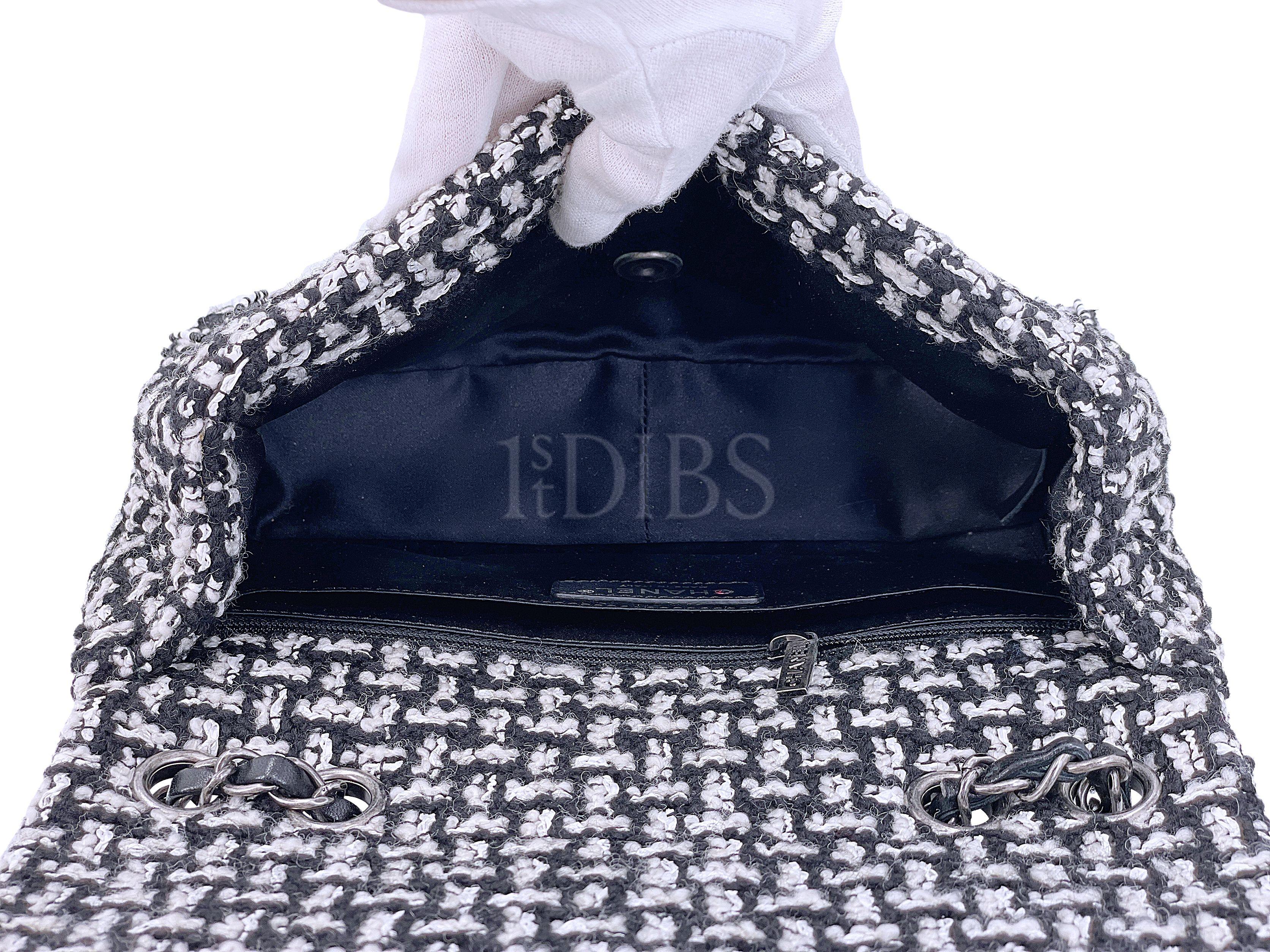 Chanel 2014 Paris-Dallas Métiers d'Art Tweed Beaded Fringe Flap Bag RHW 67934 For Sale 8