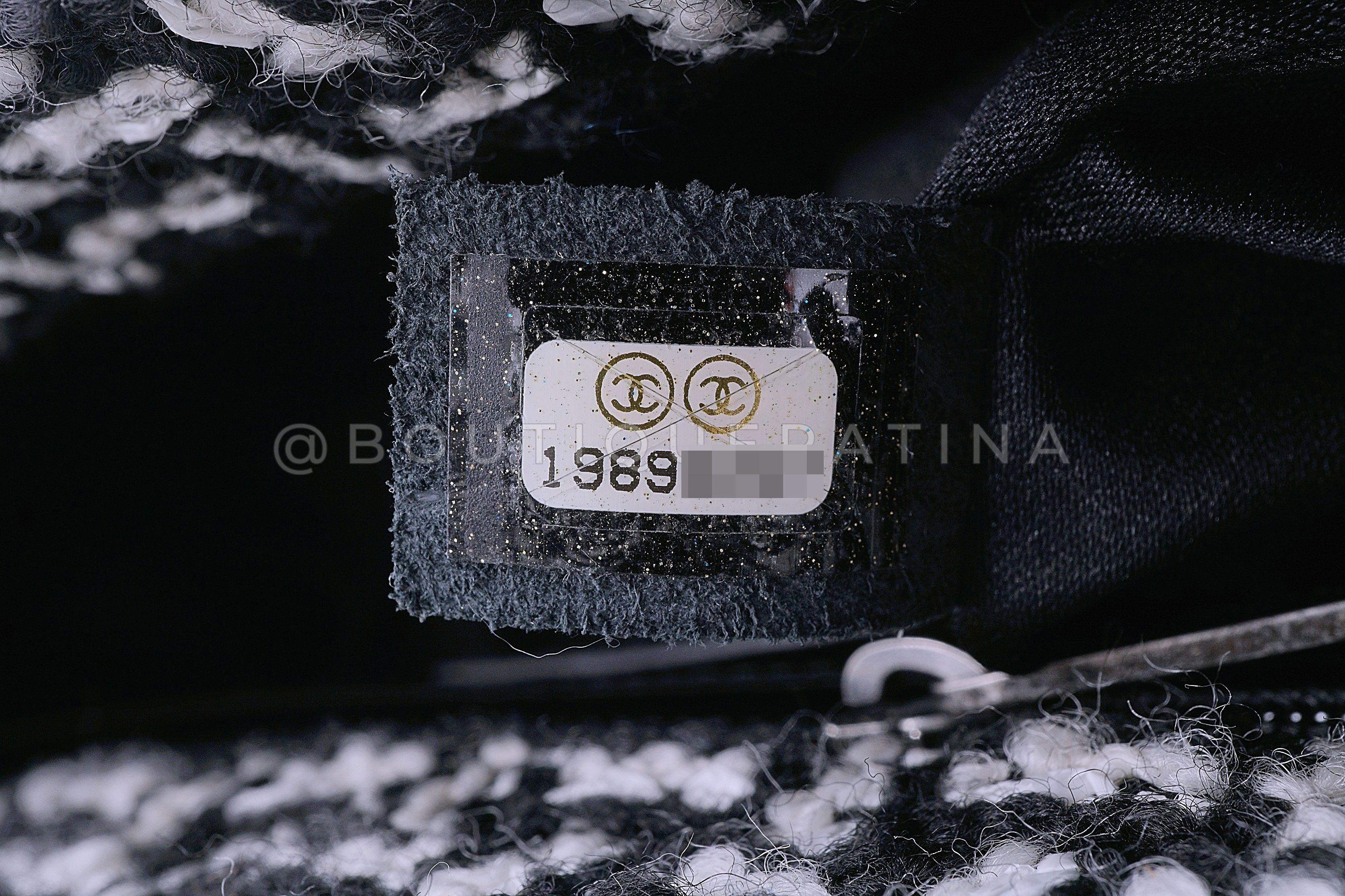 Chanel 2014 Paris-Dallas Métiers d'Art Tweed Beaded Fringe Flap Bag RHW 67934 en vente 11