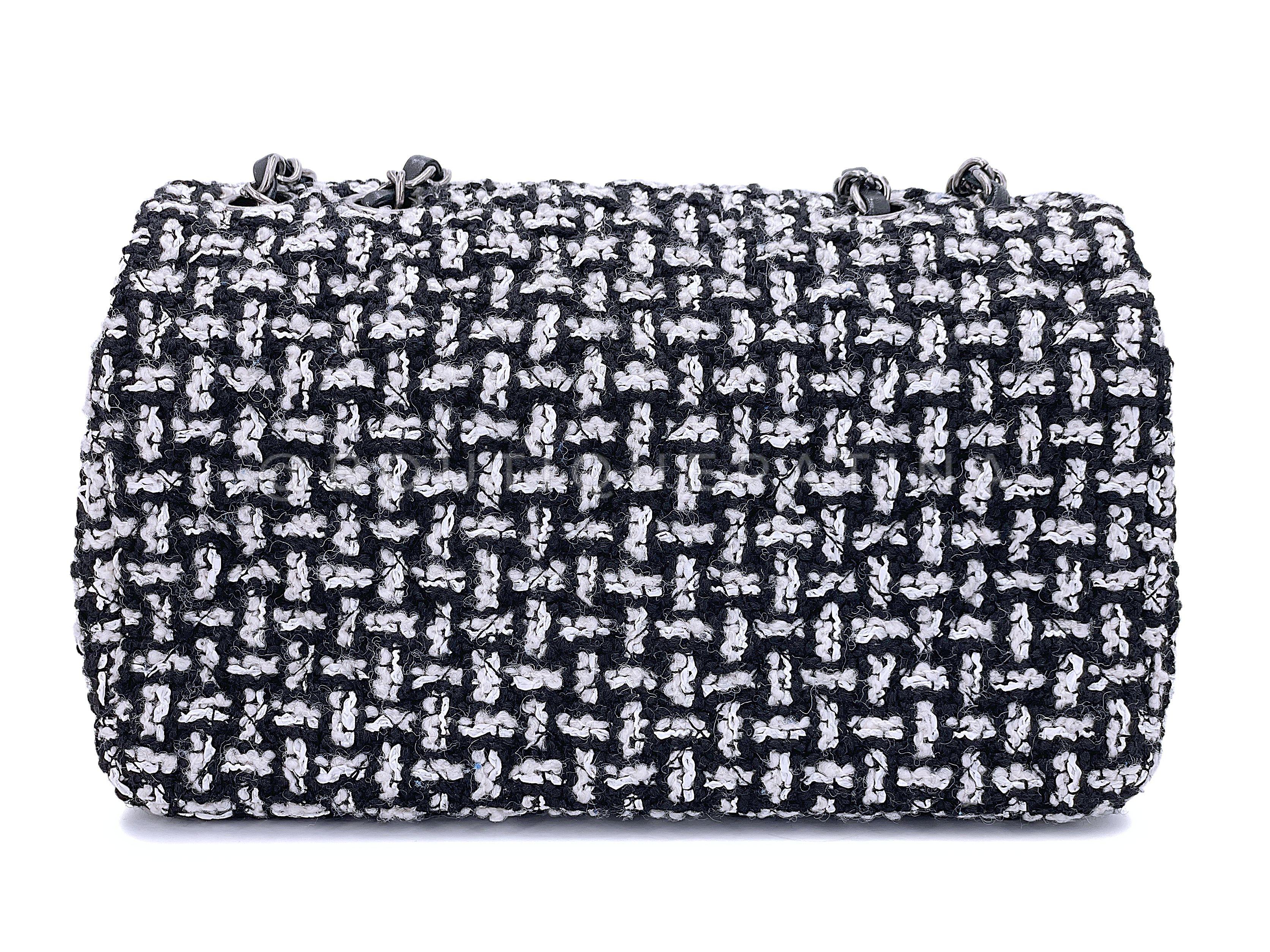 Chanel 2014 Paris-Dallas Métiers d'Art Tweed Beaded Fringe Flap Bag RHW 67934 en vente 2