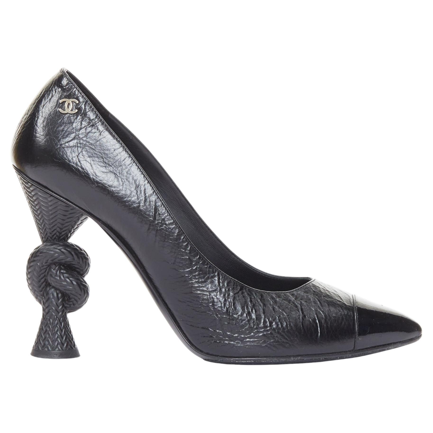 Pre-owned Karl Lagerfeld Chanel 2014 Runway Sculpted Sailor Knot Crumpled Leather Cc Cap Toe Pumps Eu38.5 In Black