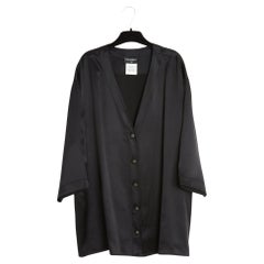 Chanel 2014 Top FR50 Dallas Camicetta in raso di seta nera UK22 US20 o oversize FR40