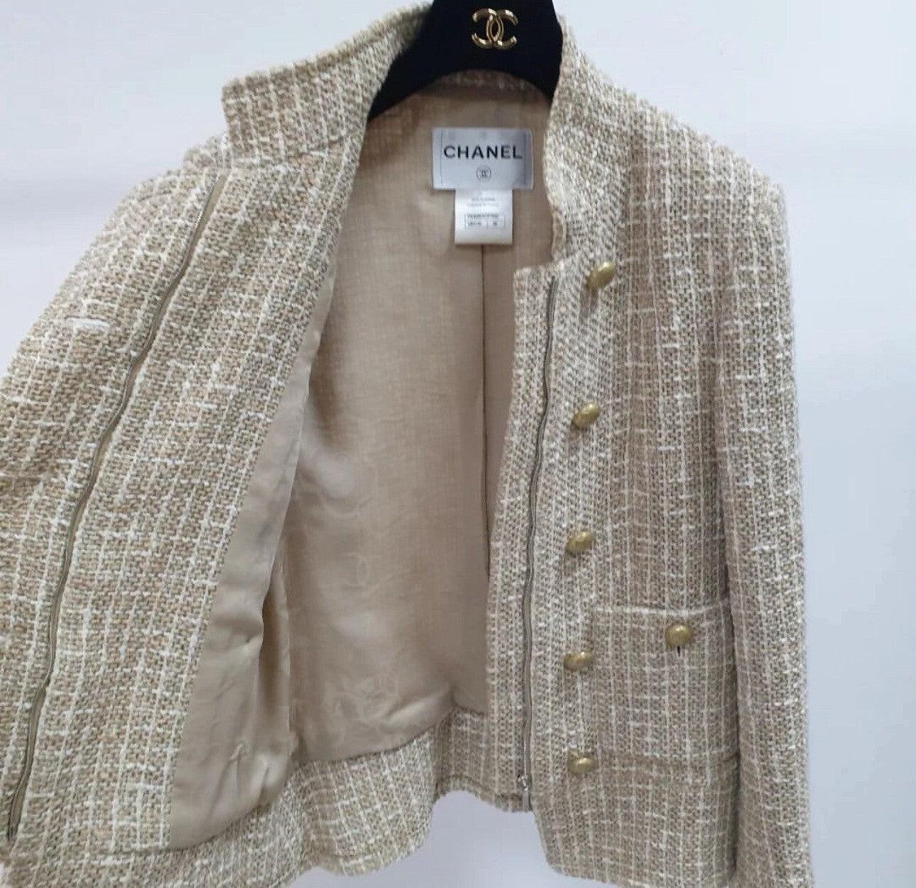 Beige Chanel 2015  Giacca beige in tweed Sz.36 in vendita