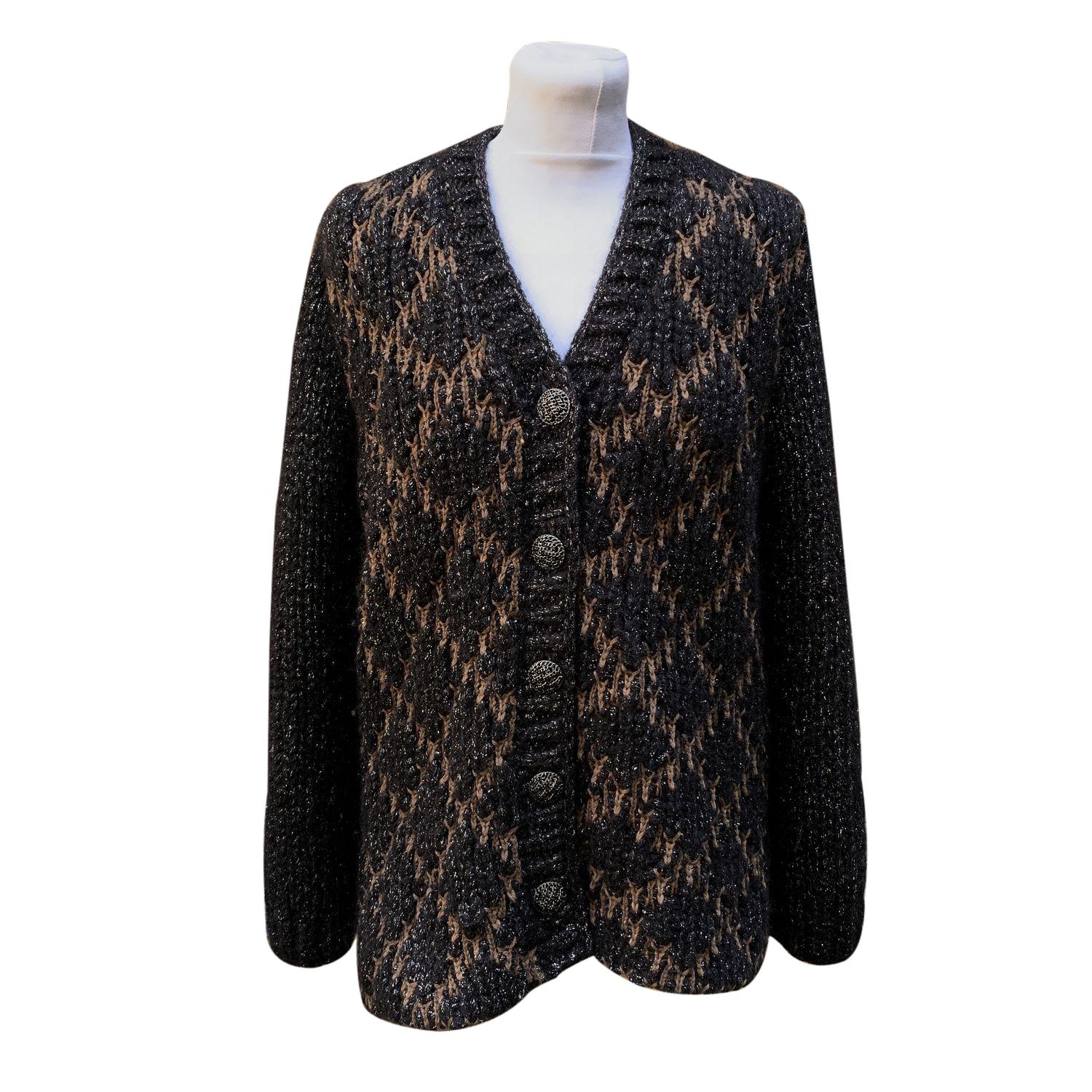 Chanel 2015 Black and Brown Lurex Knit Cardigan Size 40 FR In Excellent Condition For Sale In Rome, Rome