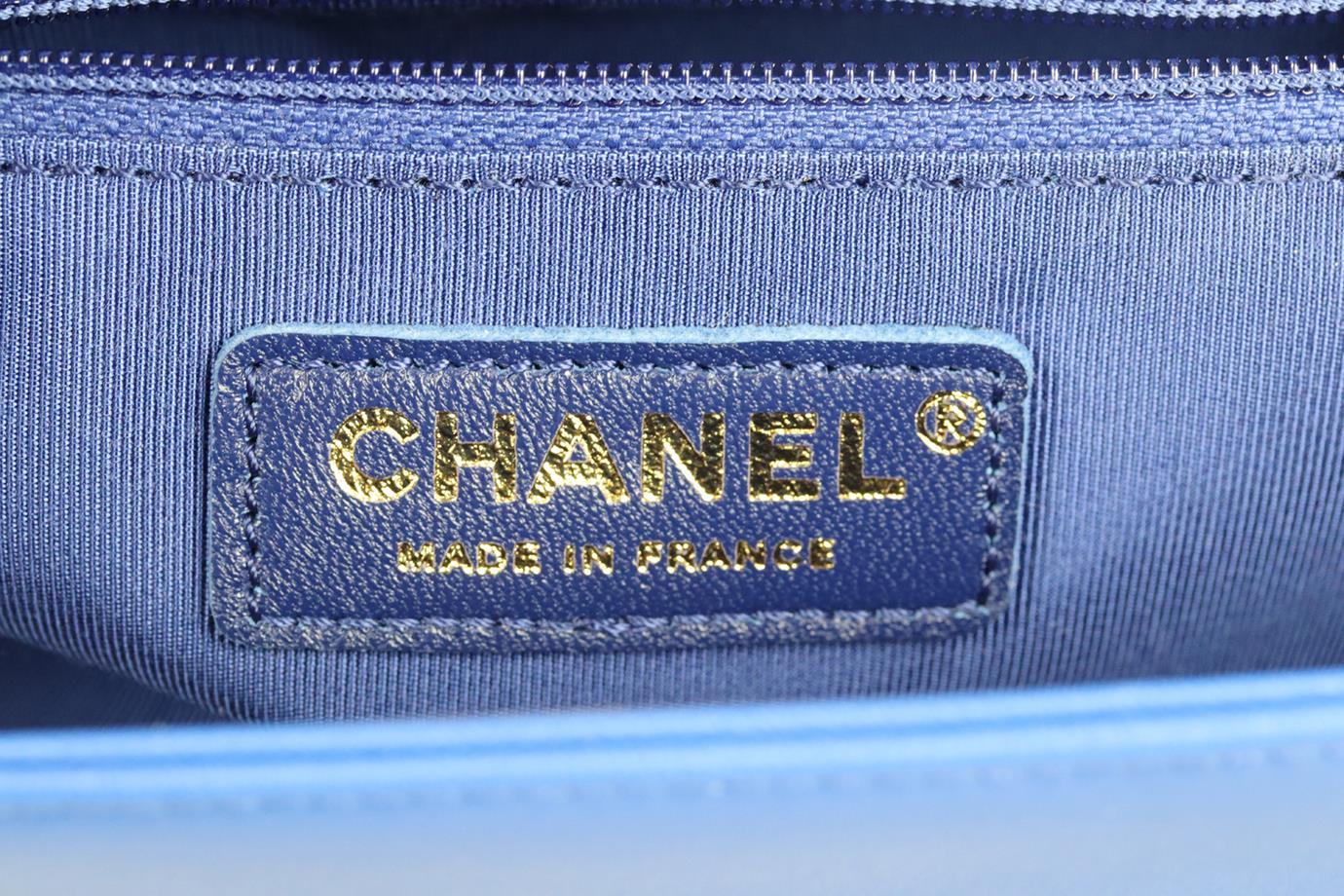 Chanel 2015 Boy Large Quilted Leather Shoulder Bag For Sale 6