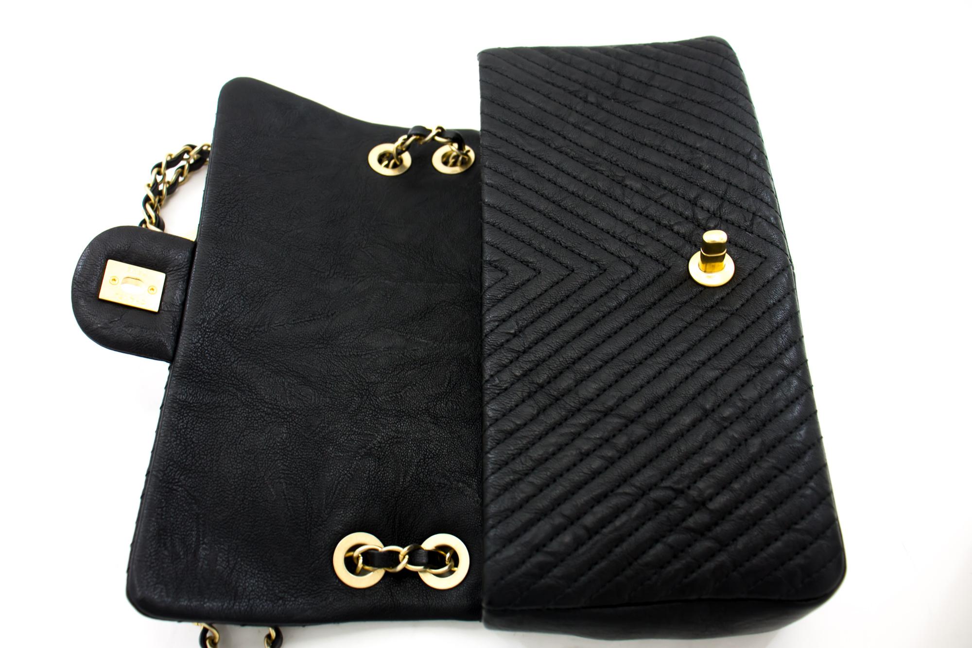Chanel 2015 Chevron V-Stitch Leather Chain Flap Shoulder Bag For Sale 6