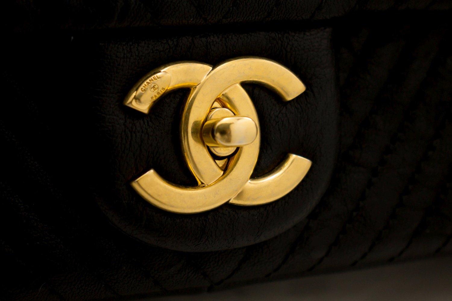 Chanel 2015 Chevron V-Stitch Leather Chain Flap Shoulder Bag For Sale 8