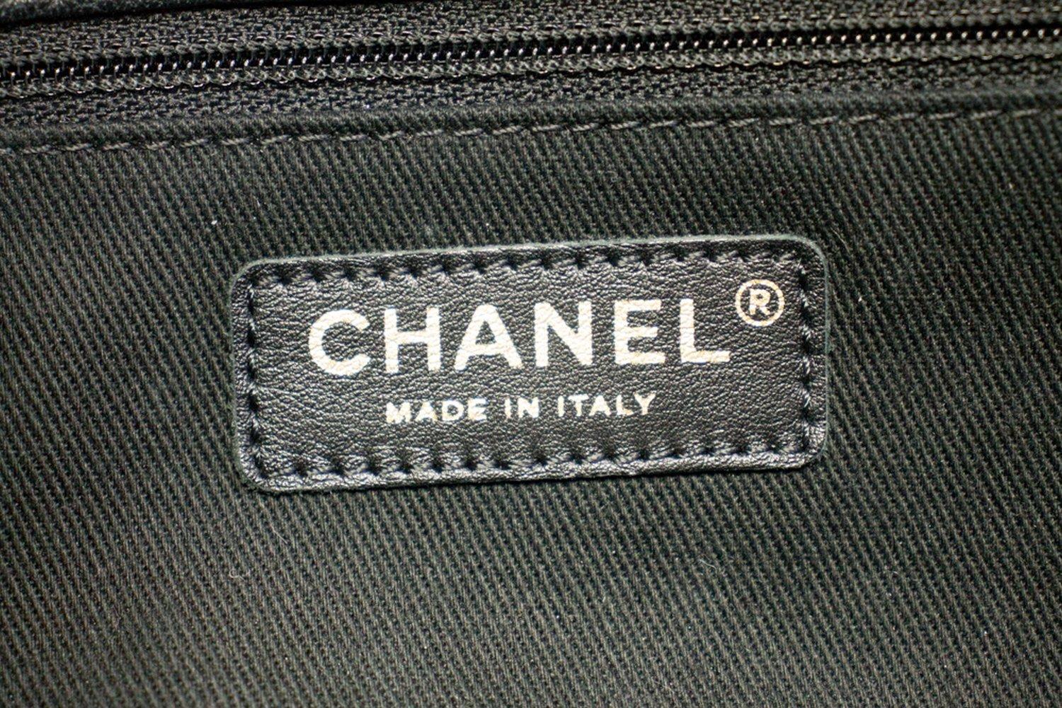 Chanel 2015 Chevron V-Stitch Leather Chain Flap Shoulder Bag 10