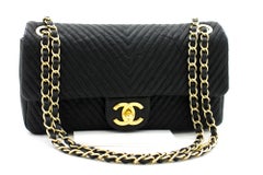 Chanel 2015 Chevron V-Stitch Leather Chain Flap Shoulder Bag