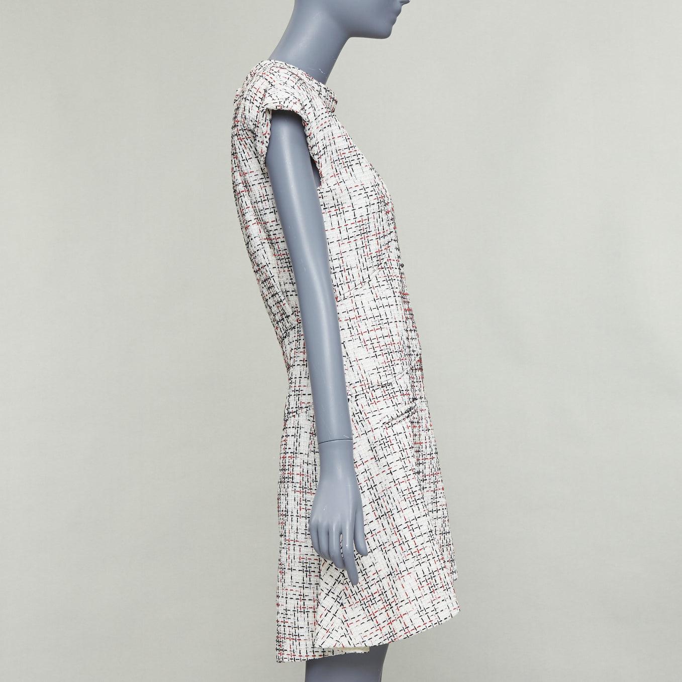 CHANEL 2015 cream red black cotton lattice tweed cap sleeve dress FR34 XS im Zustand „Gut“ im Angebot in Hong Kong, NT
