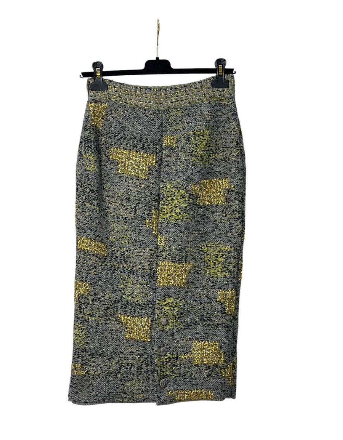 De las mujeres Chanel 2015 Falda a la rodilla Sz.36 en venta