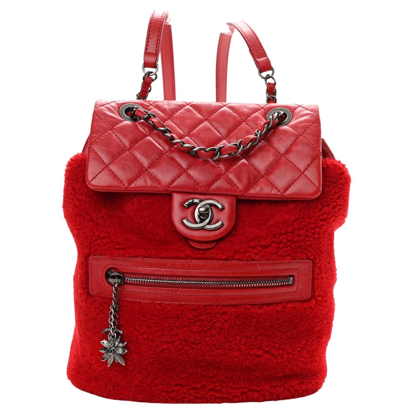 Chanel 2015 Paris-Salzburg Mountain Red Shearling Leather Rucksack Backpack  For Sale at 1stDibs
