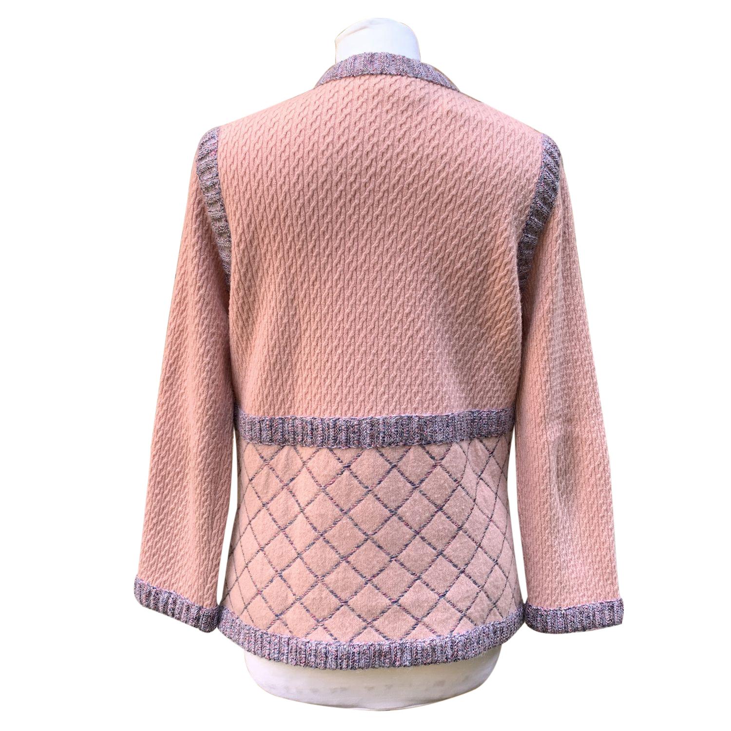 Chanel 2015 Pink Silk and Cashmere Knit Cardigan Size 40 FR In Excellent Condition For Sale In Rome, Rome