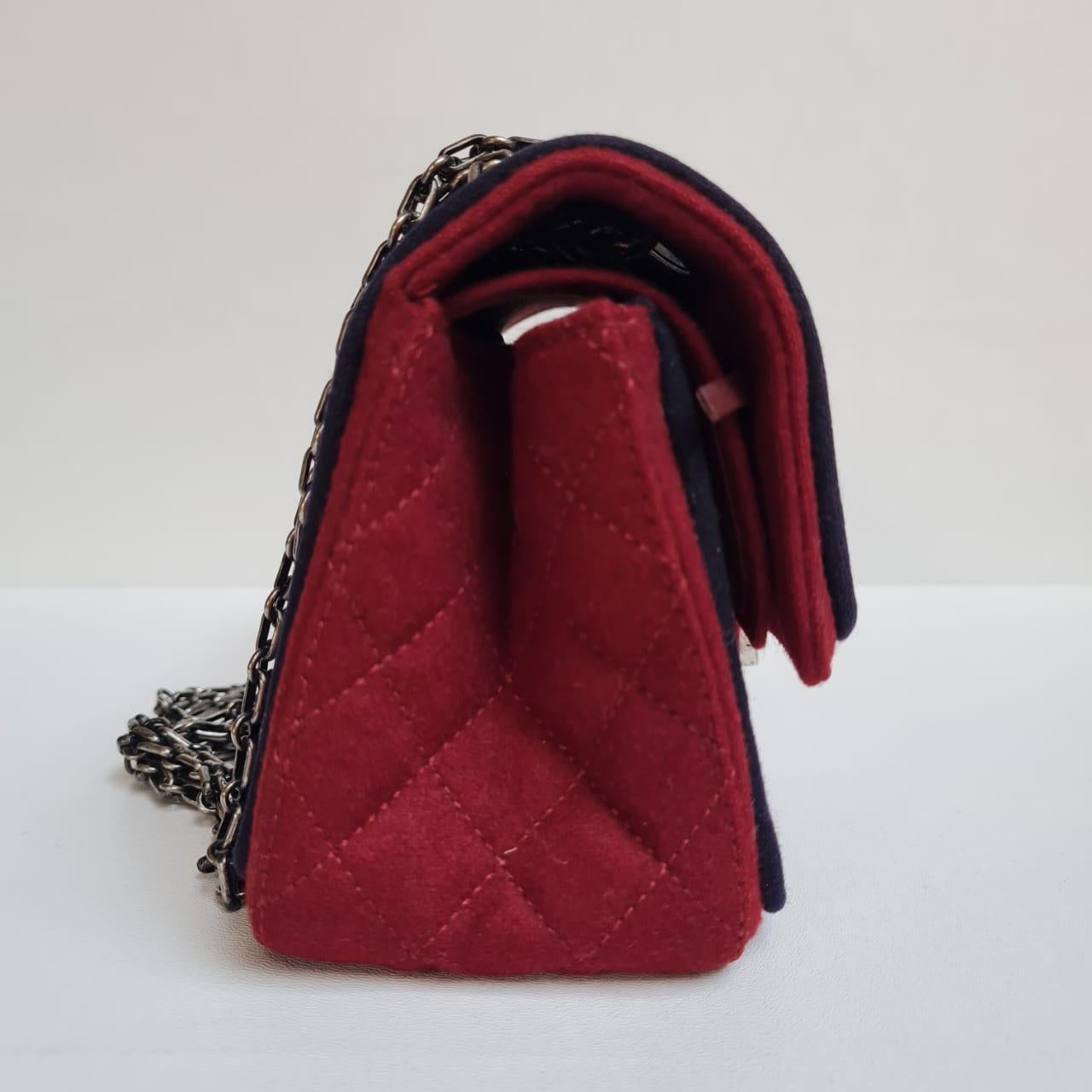 Chanel 2015 Red Edelweiss Reissue Wool Flap Bag For Sale 6