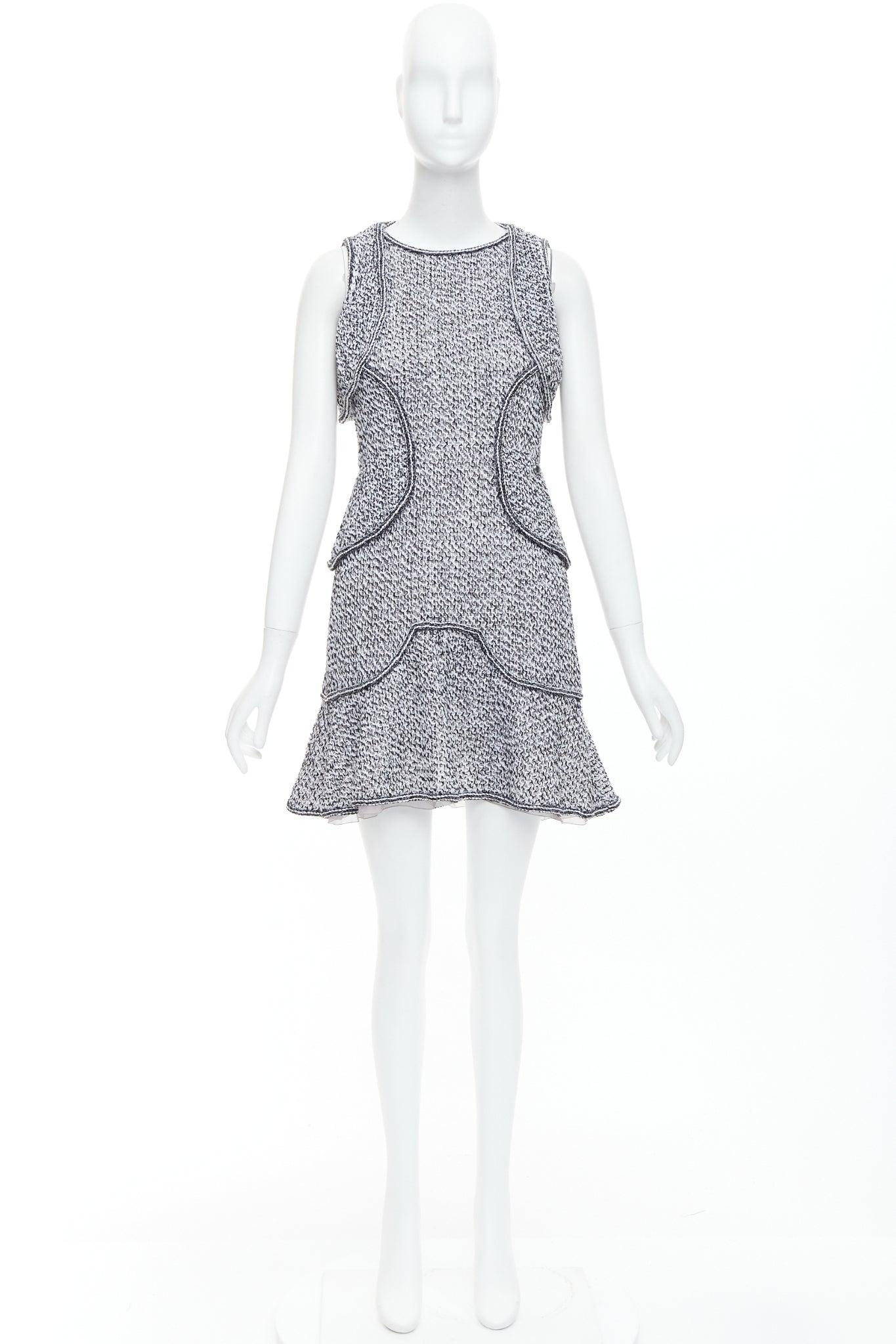 CHANEL 2015 Runway grey cotton tweed CC button ruffle dress FR36 S For Sale 4