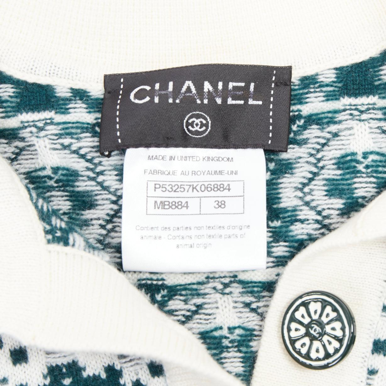 CHANEL 2016 Robe polo en maille 100% cachemire vert mosaïque CC button FR38 M en vente 3