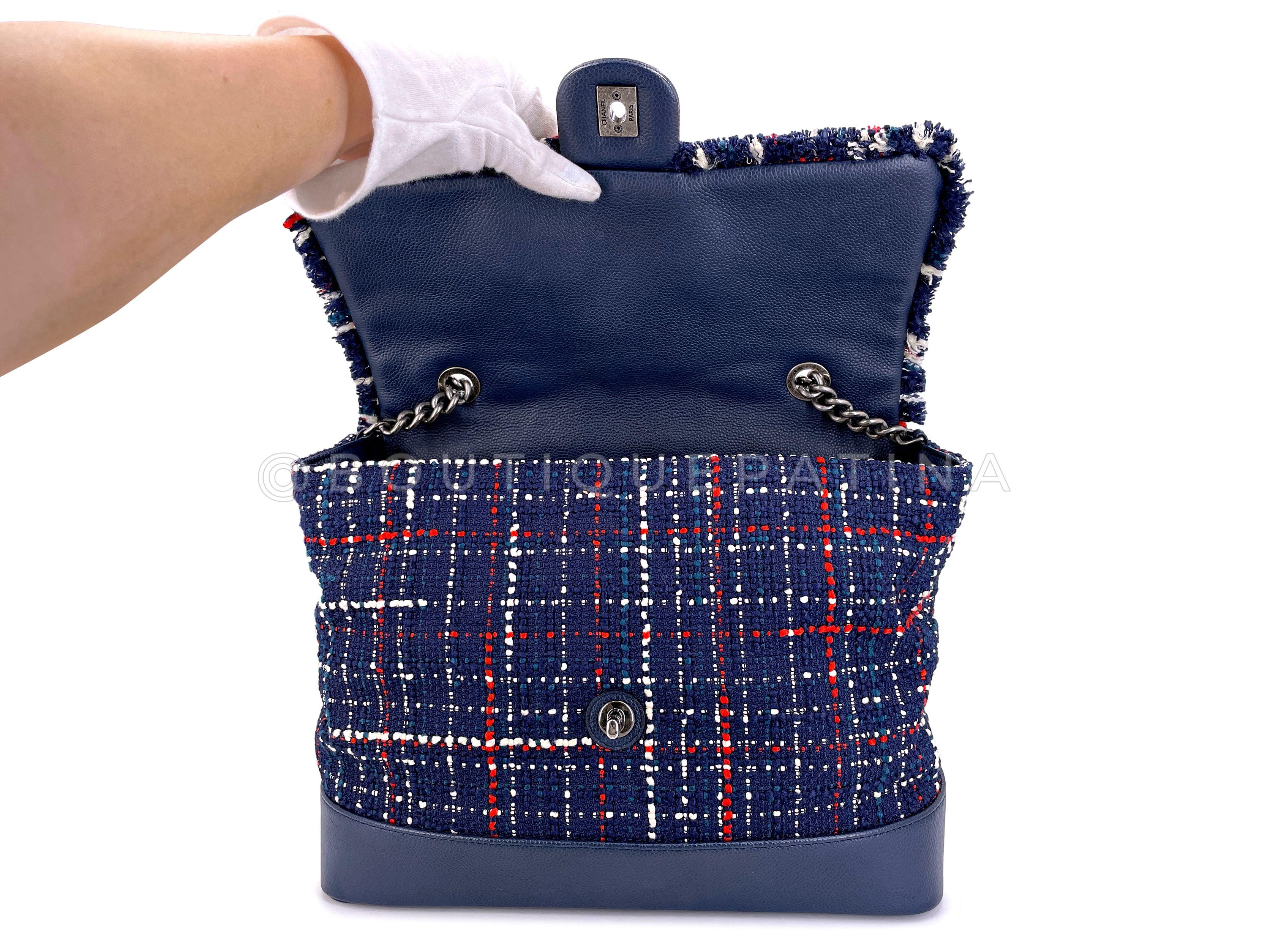Chanel 2016 Airlines Große Tweed „Pilot's Aktentasche“ Klappentasche 67250 aus Tweed im Angebot 3