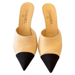 Chanel 2016 Cream Serpent Pearl Mules Sz.38.5