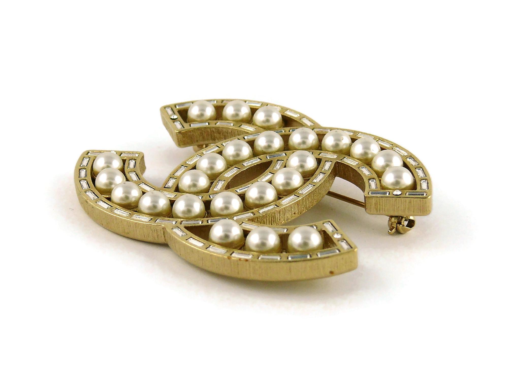 Chanel 2016 Gold Toned Baguette Crystal Pearl Classic CC Logo Brooch 1