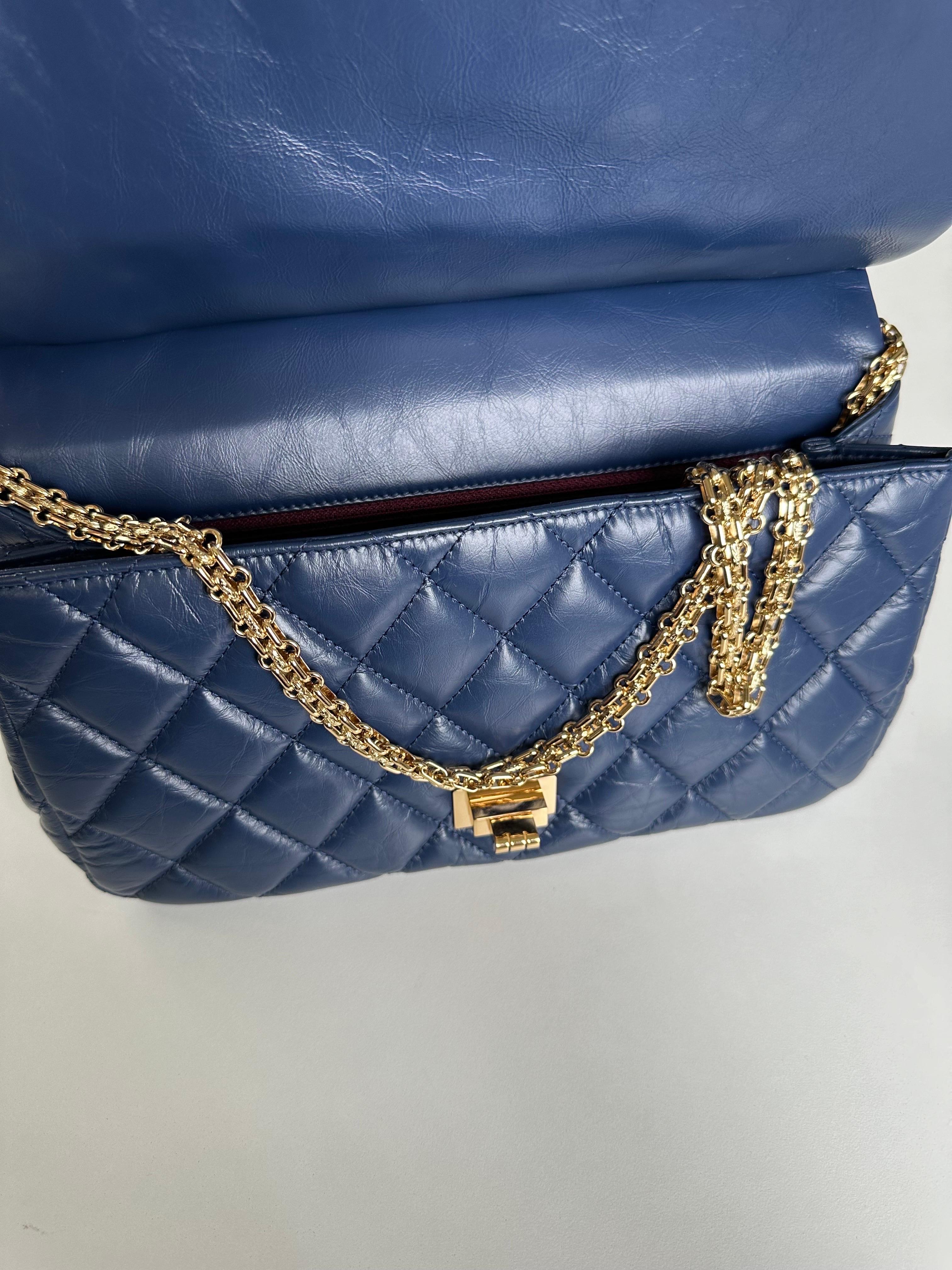 Chanel 2016 Limited Editiion 2.55 Reissue Rare Hanger Navy Blue Classic Flap Bag For Sale 5