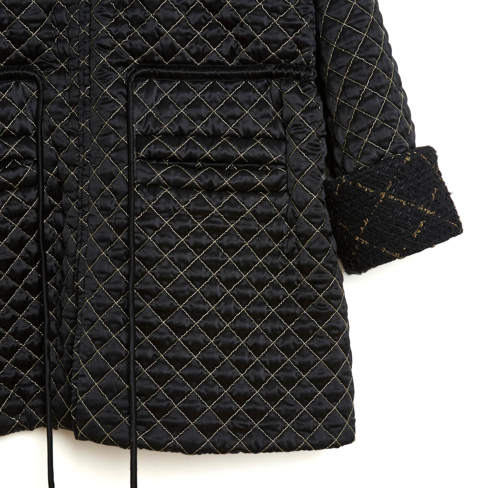 Chanel 2016 Manteau Parka FR40 Black Gold Quilted Silk Coat UK12 US10 For Sale 1