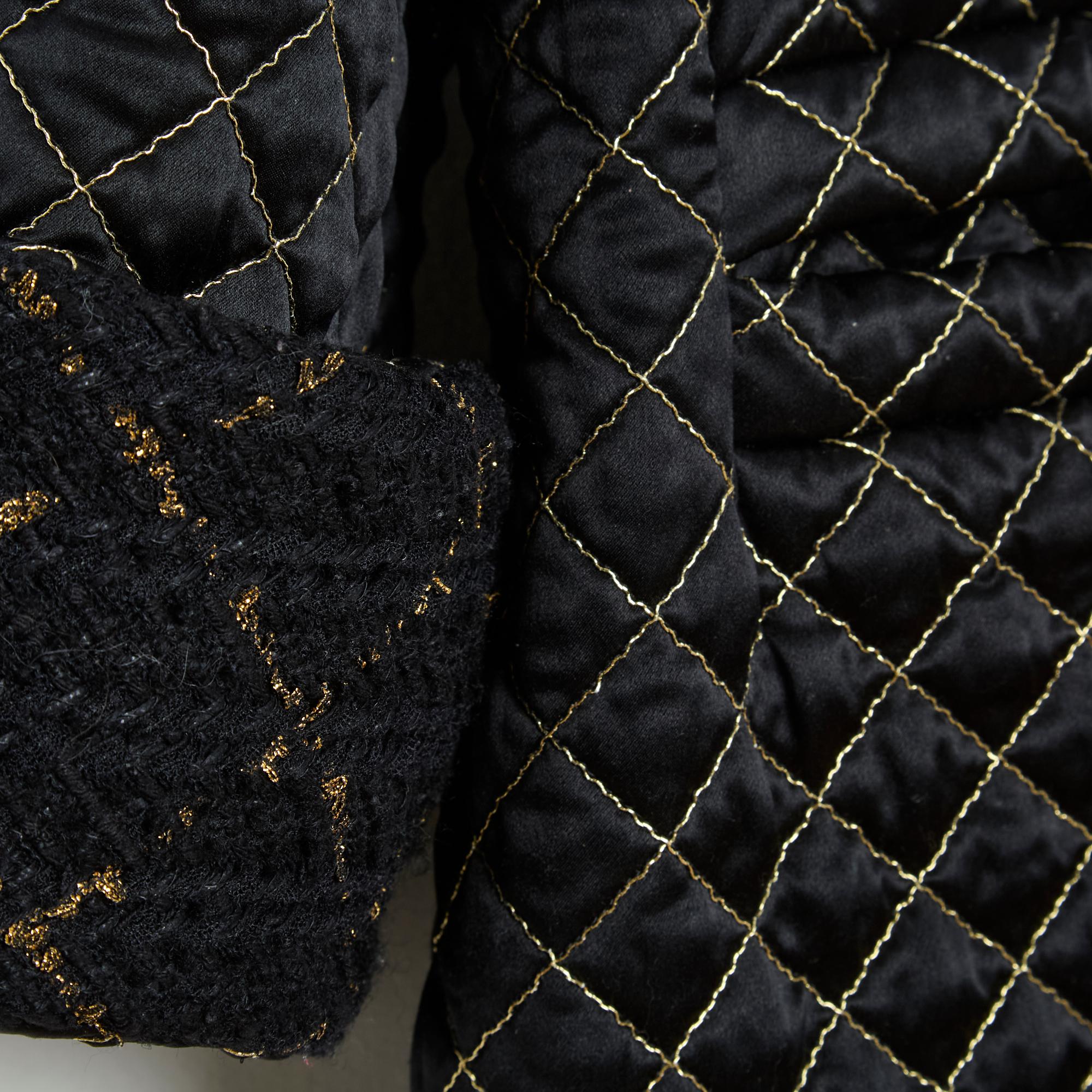 Chanel 2016 Manteau Parka FR40 Black Gold Quilted Silk Coat UK12 US10 For Sale 3