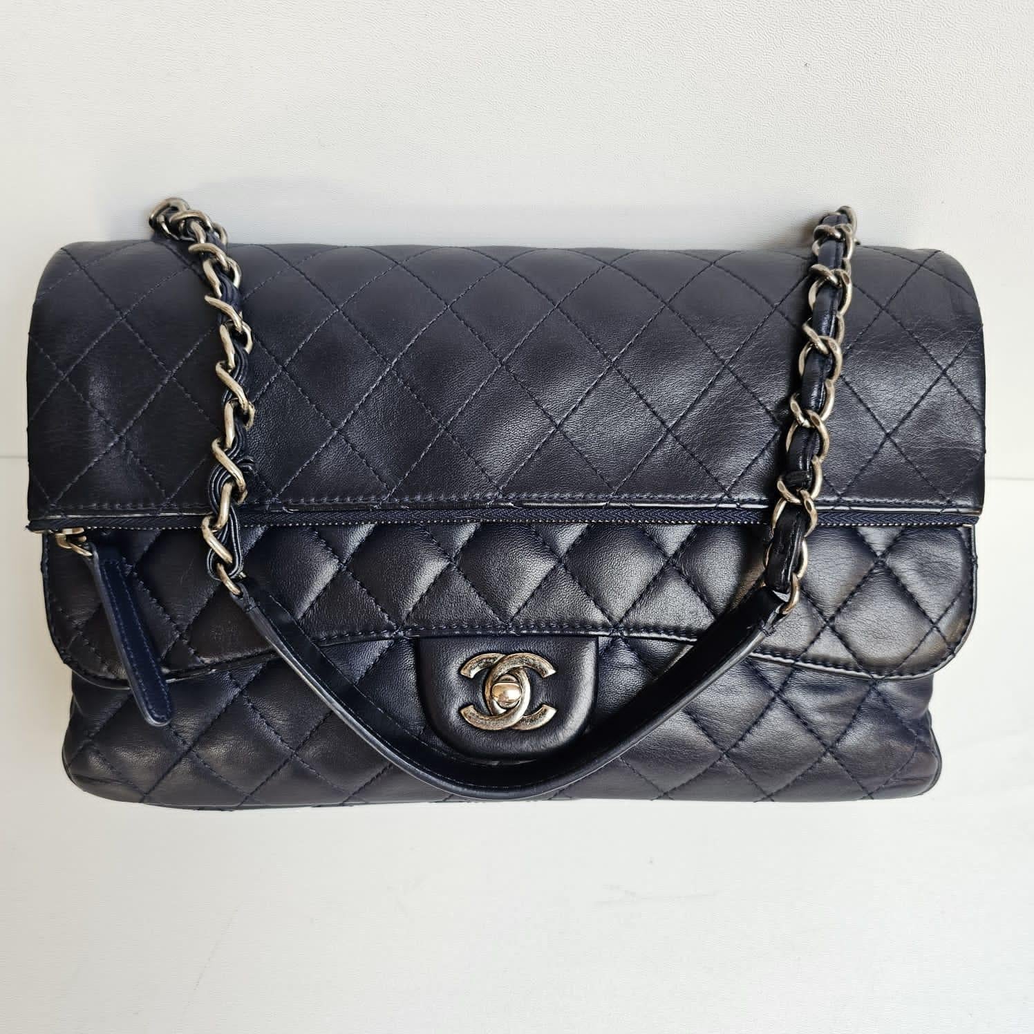 Chanel 2016 Navy Jumbo Calfskin Quilted Zip Flap Shoulder Bag For Sale 13