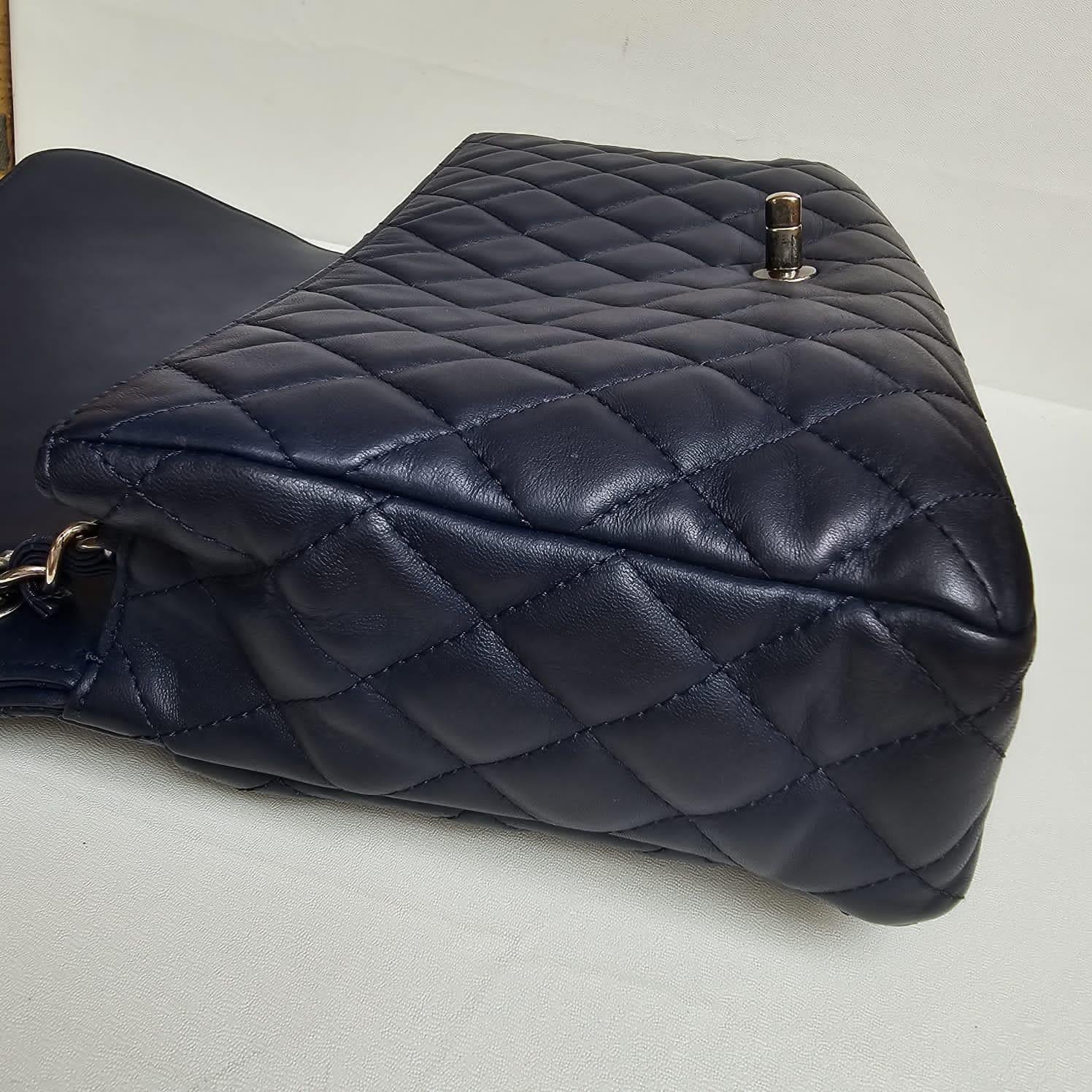 Chanel 2016 Navy Jumbo Calfskin Quilted Zip Flap Shoulder Bag For Sale 15