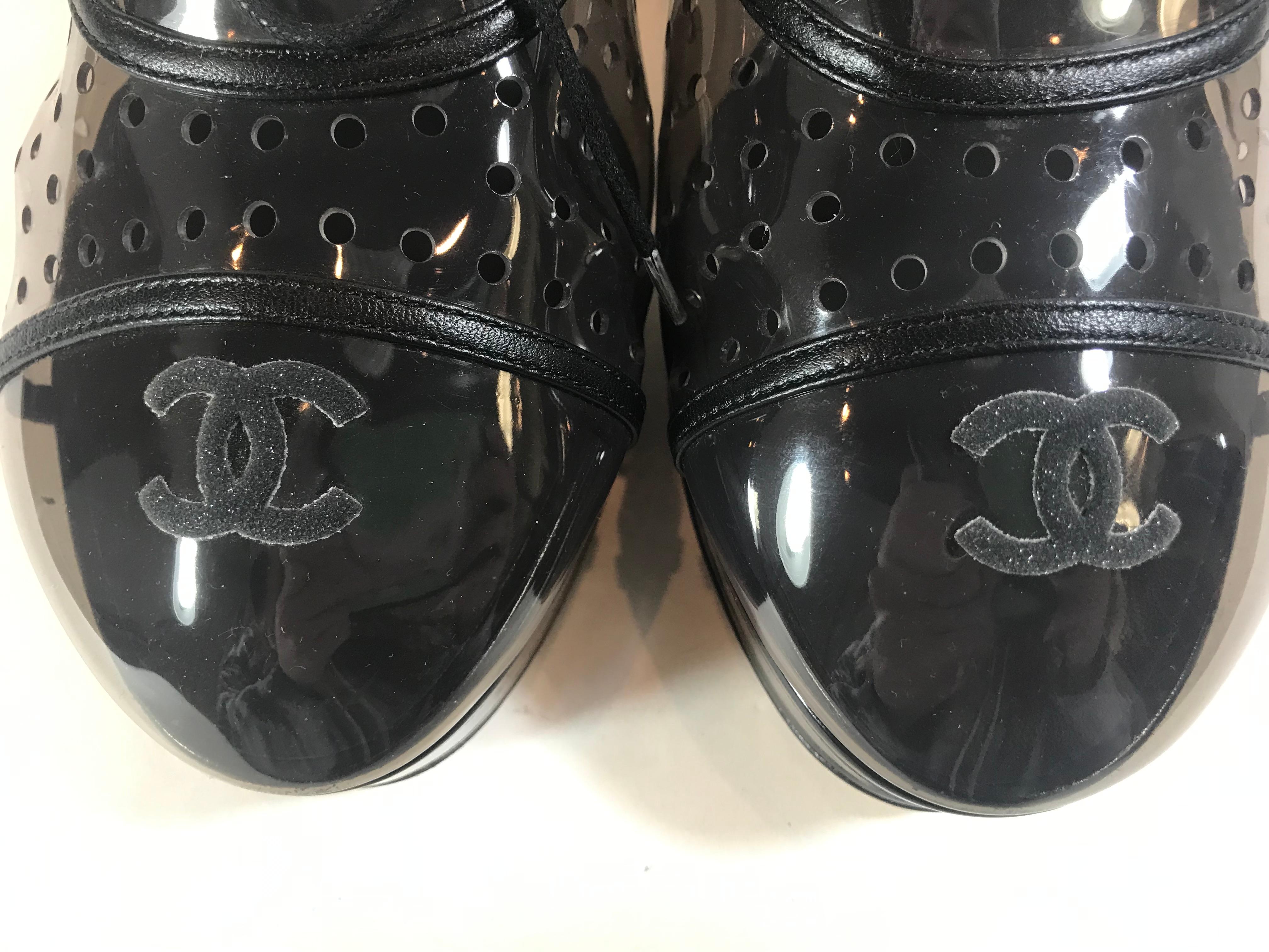 Chanel 2016 Perforated PVC Oxfords In Excellent Condition For Sale In Roslyn, NY