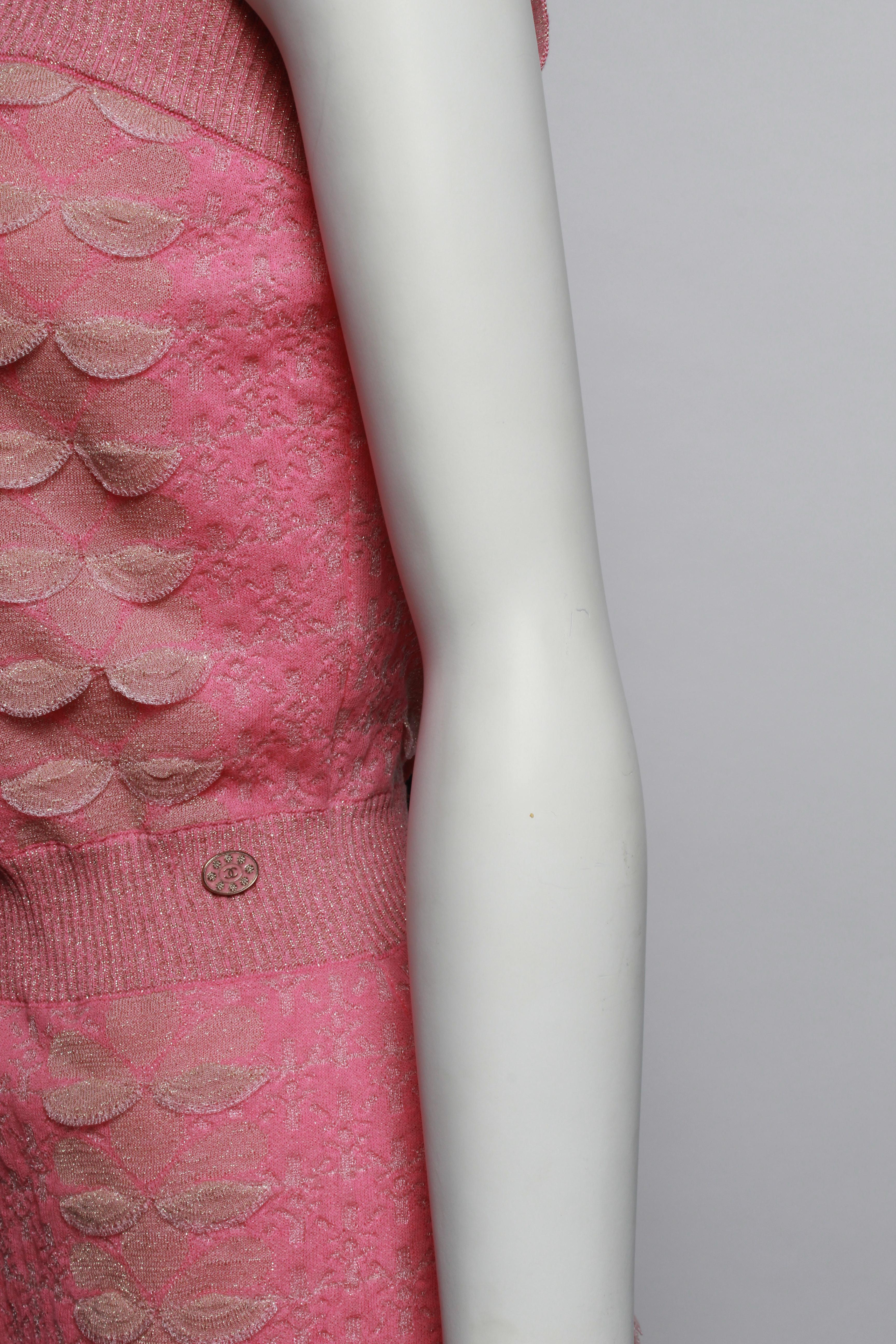 CHANEL 2016 Pink and Metallic Knit Mini Dress In Good Condition In Melbourne, Victoria