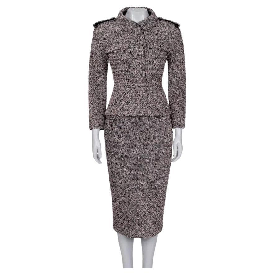 Chanel 2016 Rosa Nero e Argento Bouclé Gonna Giacca Abito FR38 in vendita