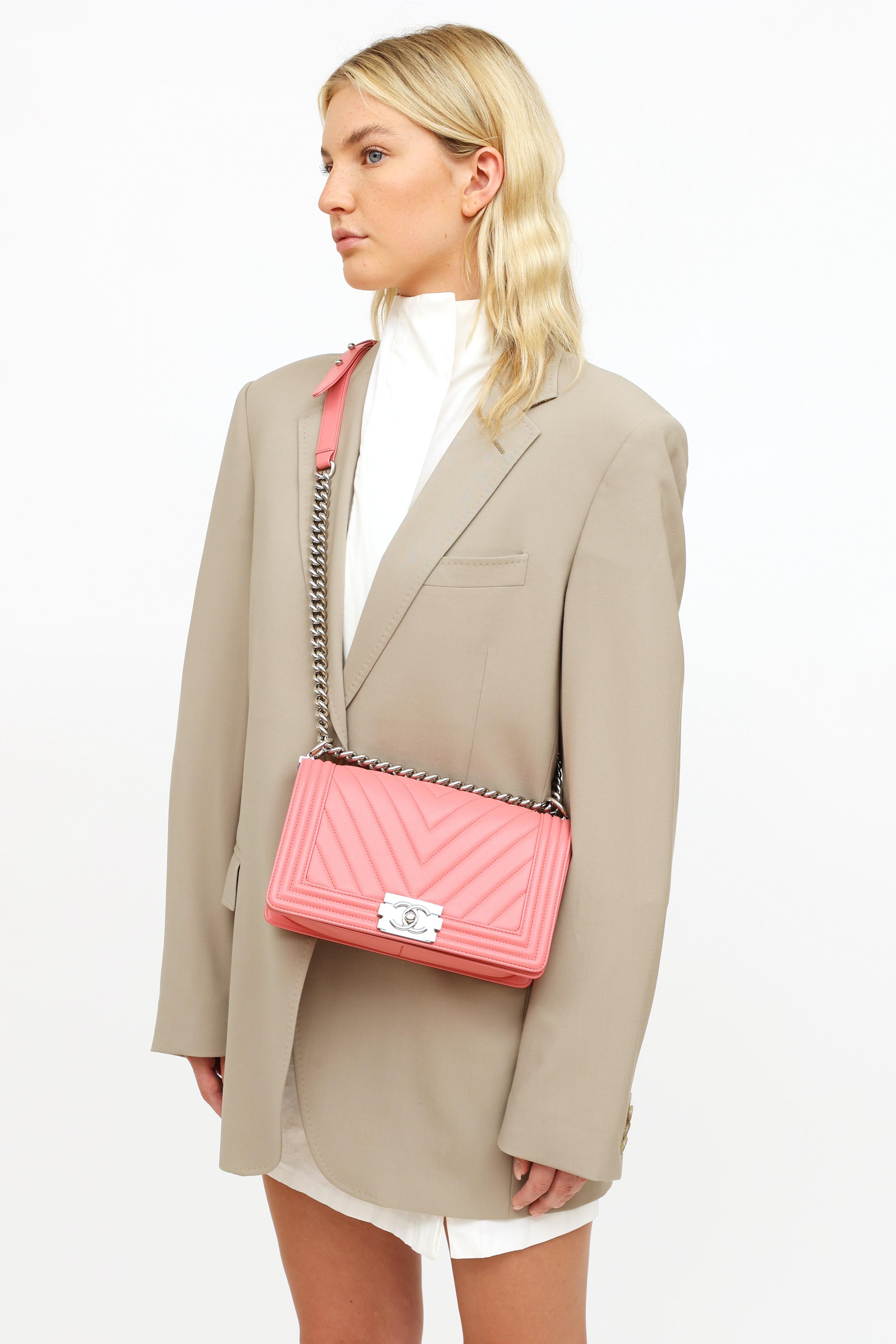 Women's Chanel 2016 Pink Chevron Boy Bag For Sale