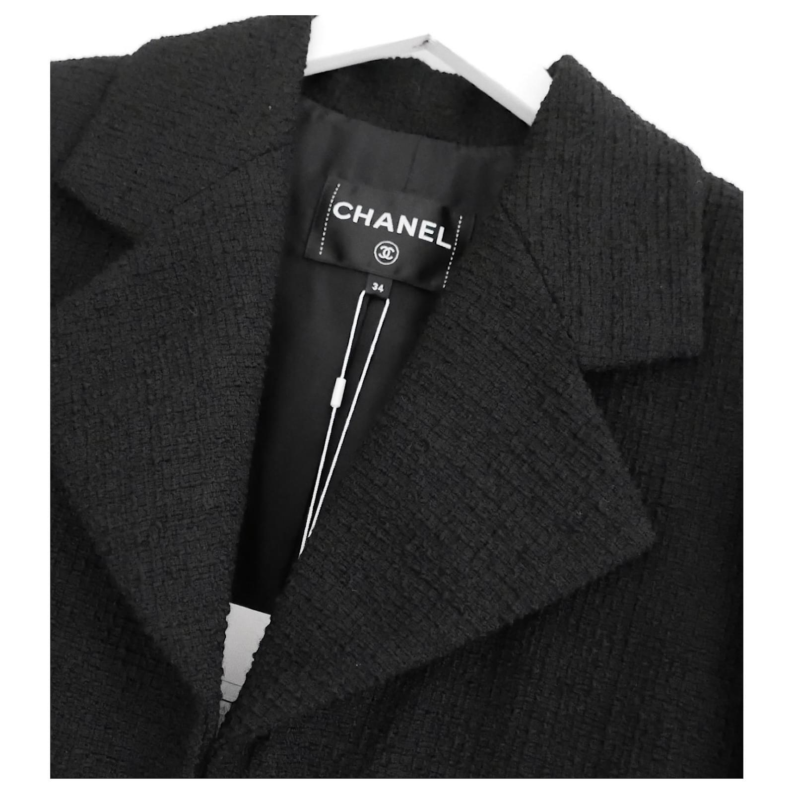 Women's Chanel 2017 17C Black Tweed Camellia Pin Jacket For Sale