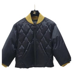 Chanel 2017-2018 Schwarze Nylon Daunenjacke - Größe 38