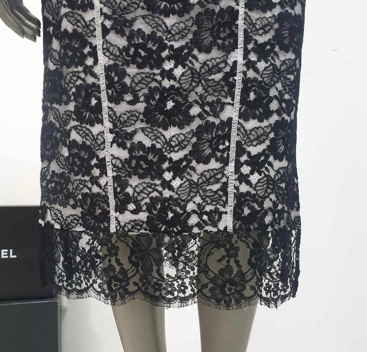 Women's Chanel 2017 Black White Lace Dress