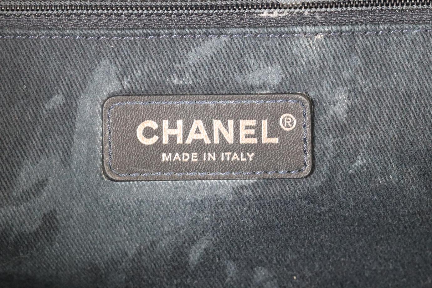 Chanel Deauville grand sac cabas en toile et cuir 2017 en vente 8