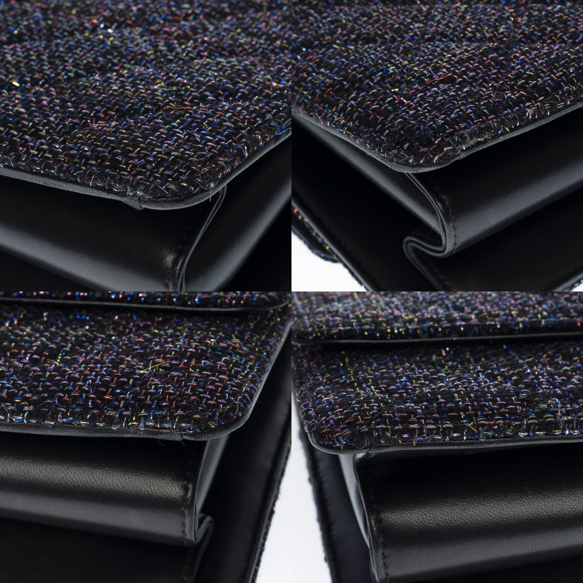 Chanel 2017  Seltene mehrfarbige schwarze Tweed-Lammfell-Klappentasche mit gestepptem Schönheitsschloss im Angebot 5