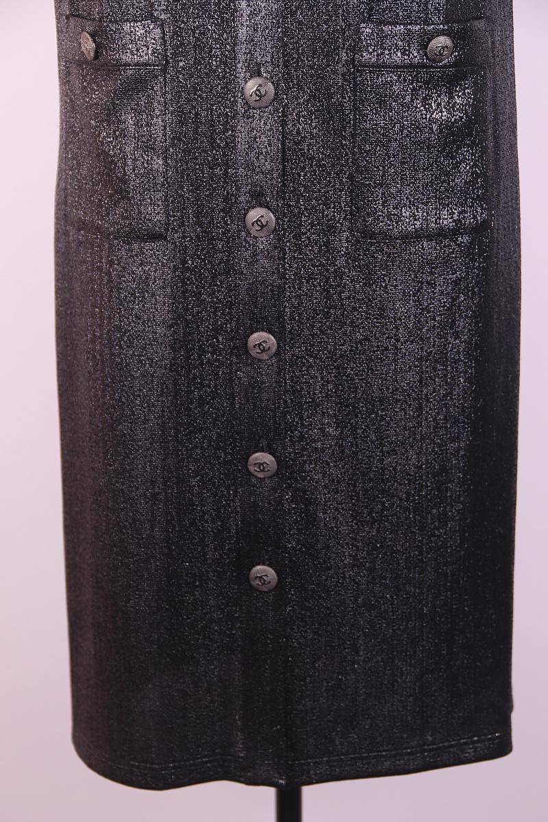 Chanel 2018 18P Colección preprimavera 2018 vestido negro de botones CC de lamé metalizado en Bueno estado para la venta en Алматинский Почтамт, KZ