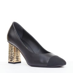 CHANEL 2018 Egypt Hieroglyphic  black leather grosgrain toe cap pumps EU36.5