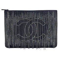 Chanel 2018 Limited Dripping Chains Crystal Logo O Case Clutch Bag 67178