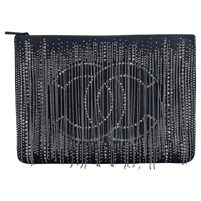 Chanel 2018 Limited Dripping Chains Crystal Logo O Case Clutch Bag 67178  For Sale at 1stDibs
