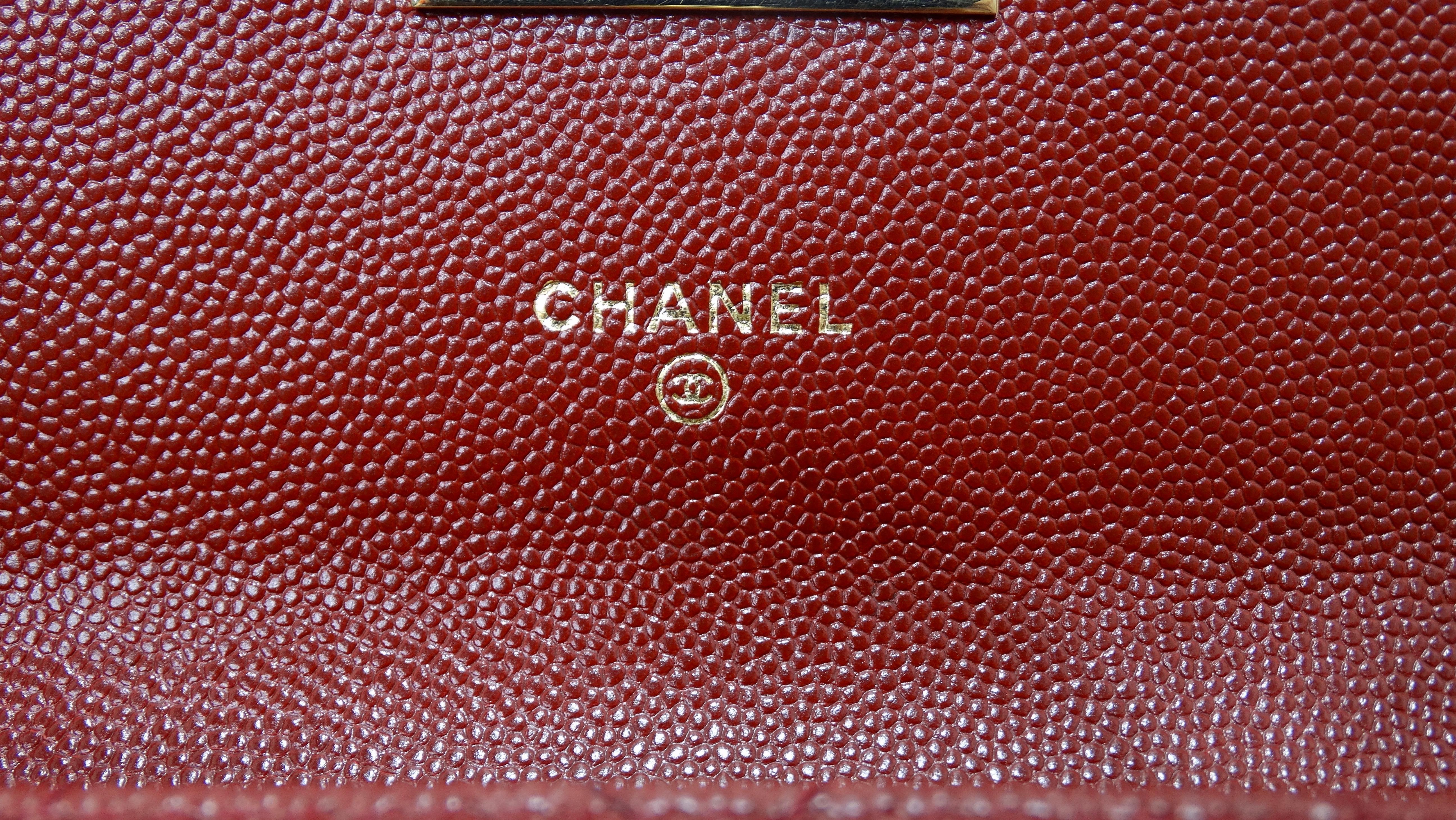 Chanel 2018 Lipstick Red Gussest Flap Wallet  In Excellent Condition In Scottsdale, AZ