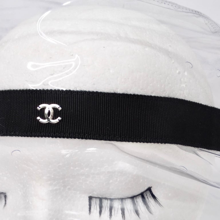 Chanel 2018 PVC Vinyl CC Cloche Transparent Hat at 1stDibs display picture 2